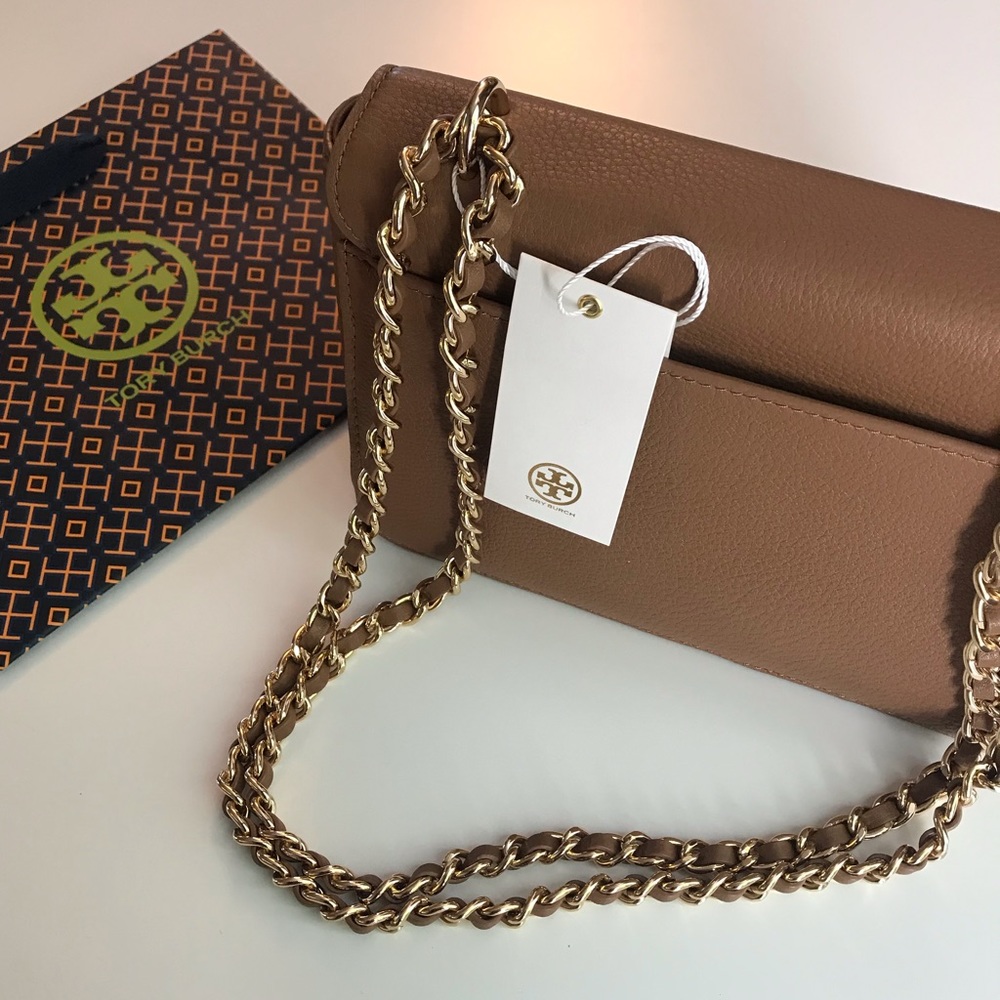 ▫️NEW▫️Tory Burch Britten Adjustable Shoulder Bag - Picture 4 of 8